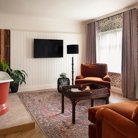 The Ashe Hotel トラリー エクステリア 写真