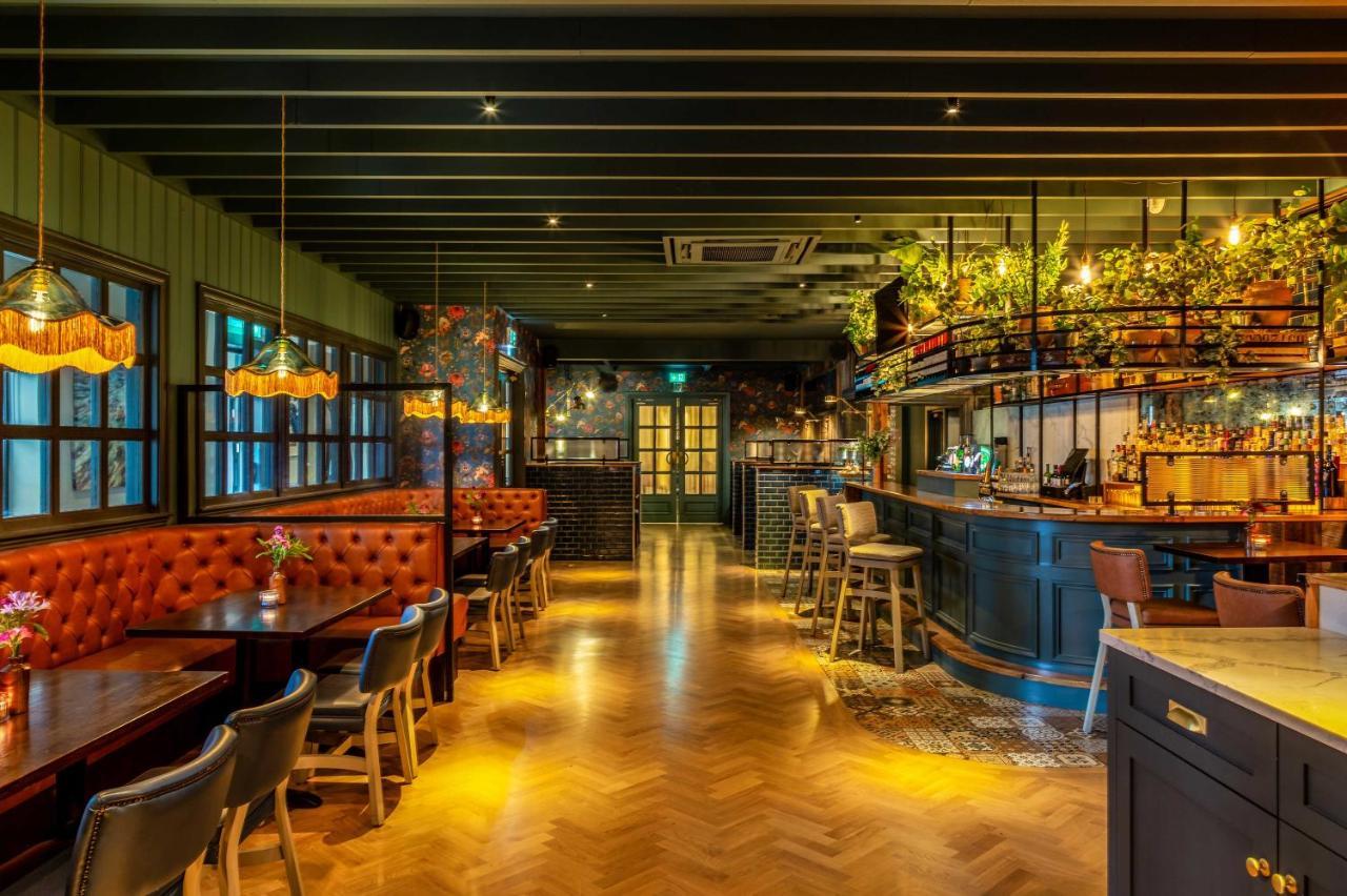 The Ashe Hotel トラリー エクステリア 写真